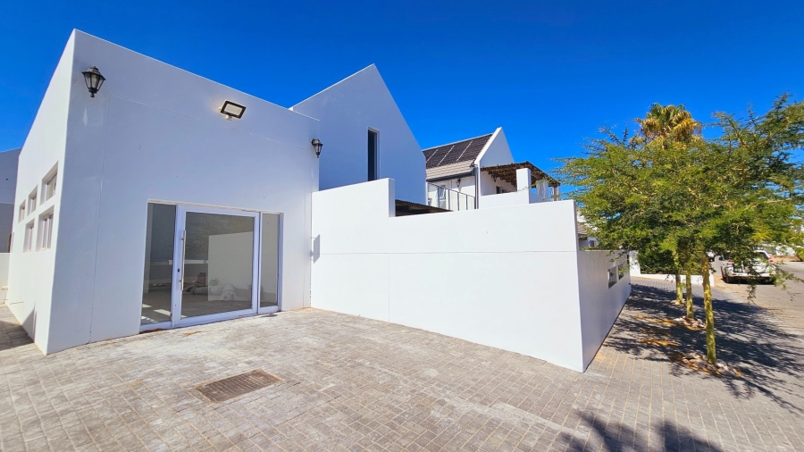 4 Bedroom Property for Sale in Britannia Bay Western Cape